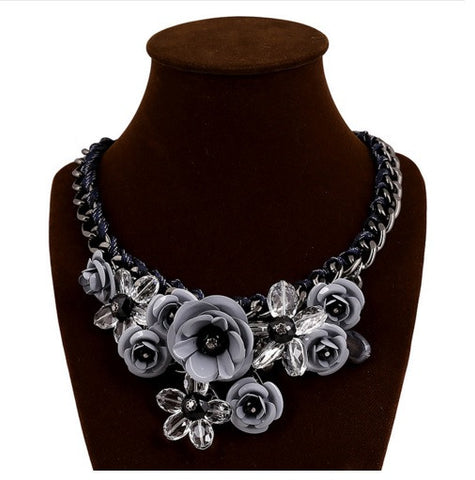 BEADY FLORAL CHOKER NECKLACE - GRAY